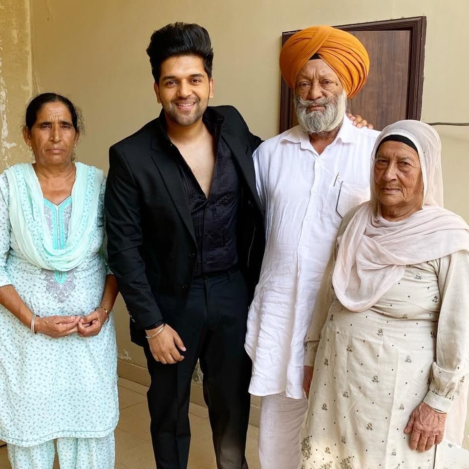 Guru Randhawa with his Family