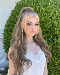 loren-gray-singer-wiki-age-boyfriends-net-worth-more