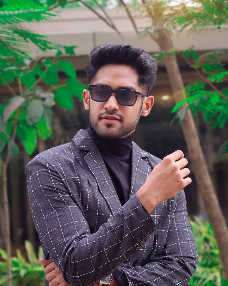 Mahesh Keshwala (Thugesh) Wiki, Age, Girlfriends, Net Worth & More