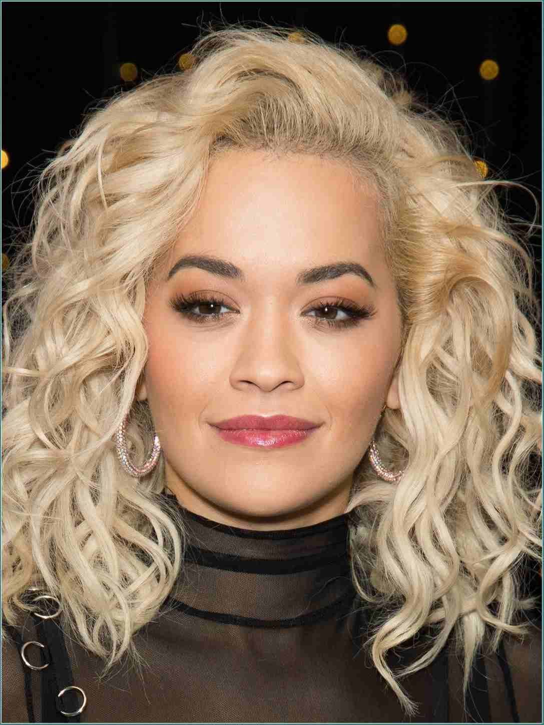 Rita Ora Wiki, Age, Biography, Boyfriends, Net Worth & More