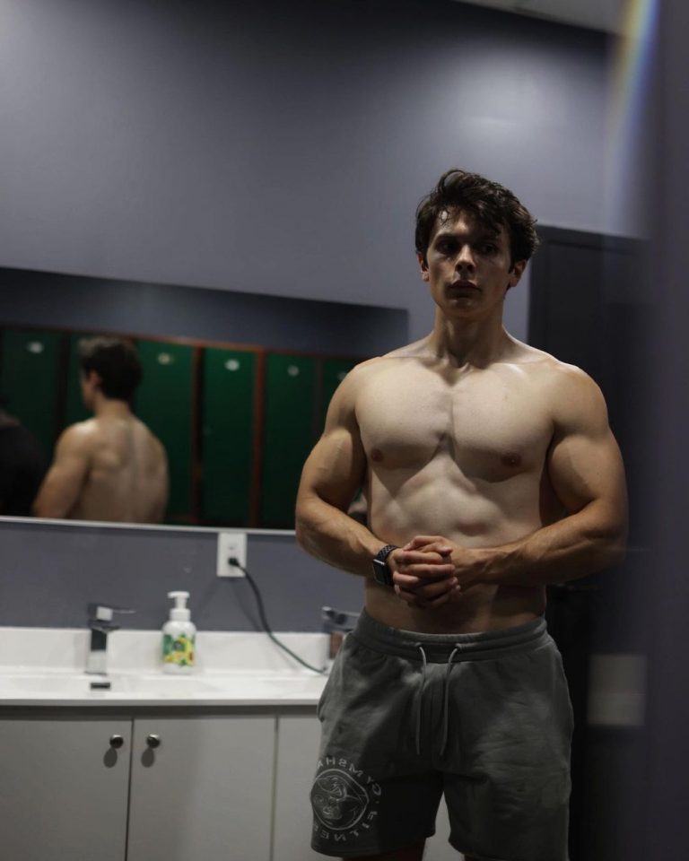 Will Tennyson Wiki, Age, Girlfriends, Net Worth & More