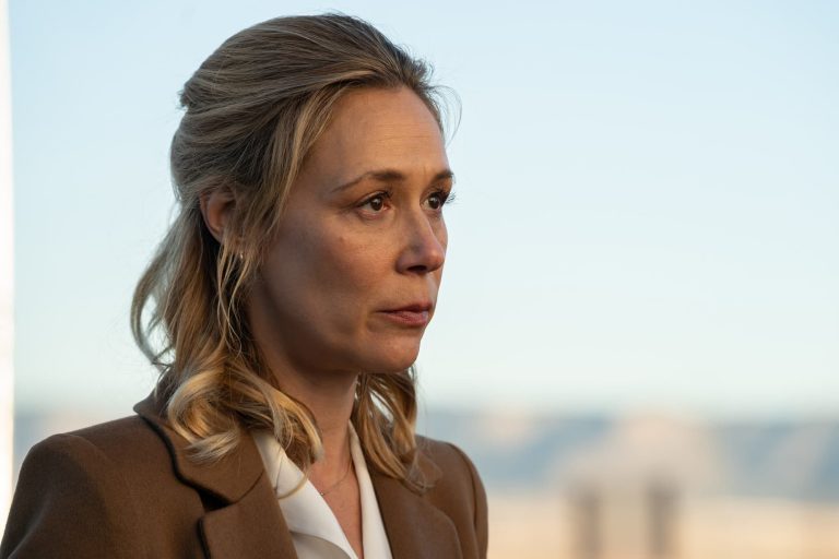 Liza Weil Wiki, Age, Net Worth, Height, Husband, Family, Career, and more
