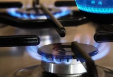 4-Burner Gas Stove